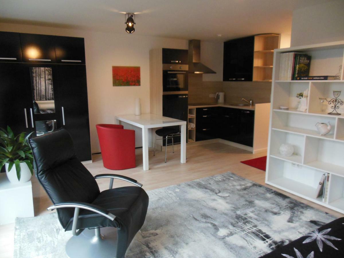All-In-One-Studio Apartment Henstedt Ulzburg Bagian luar foto