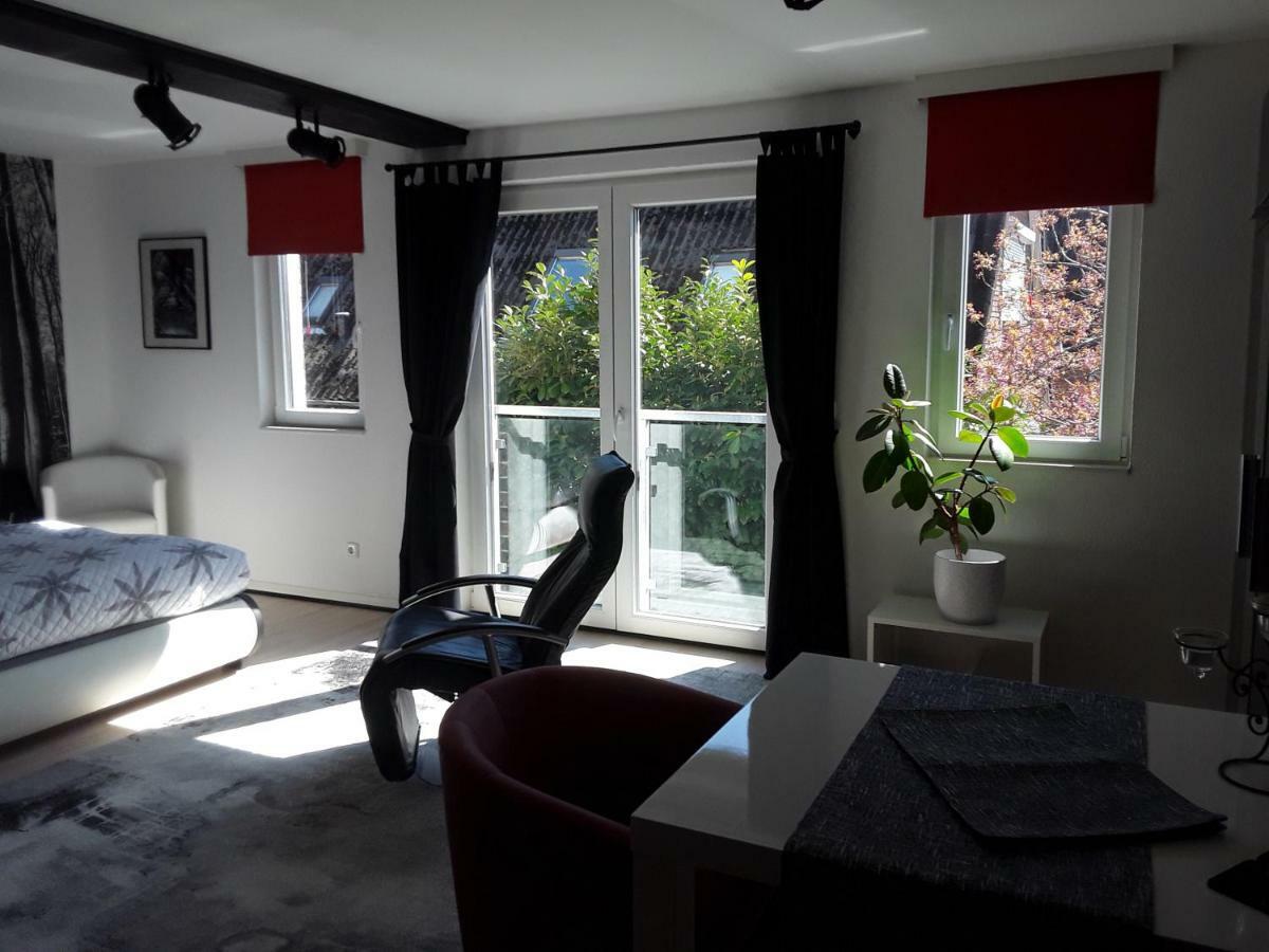 All-In-One-Studio Apartment Henstedt Ulzburg Bagian luar foto