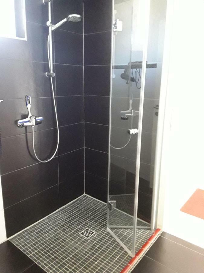 All-In-One-Studio Apartment Henstedt Ulzburg Bagian luar foto